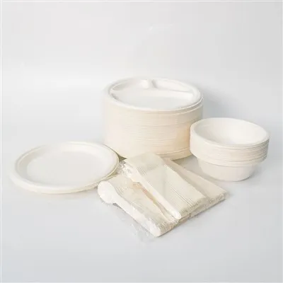 Weihnachtspapiergeschirr